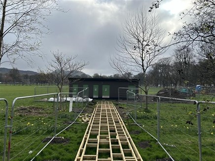 Structure of the board walk at the Meadows